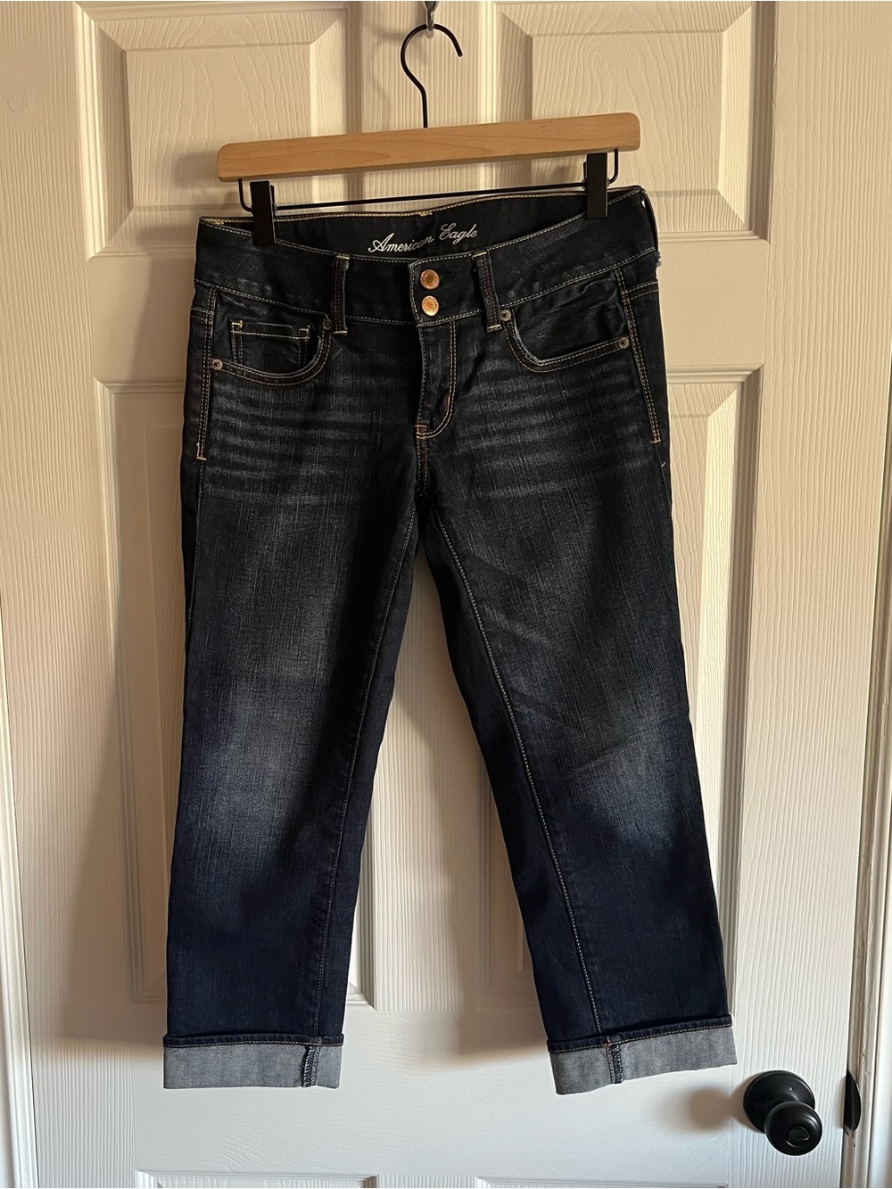 American Eagle Outfitters Dark Blue Wash Cropped Women’s Jeans - Size 4